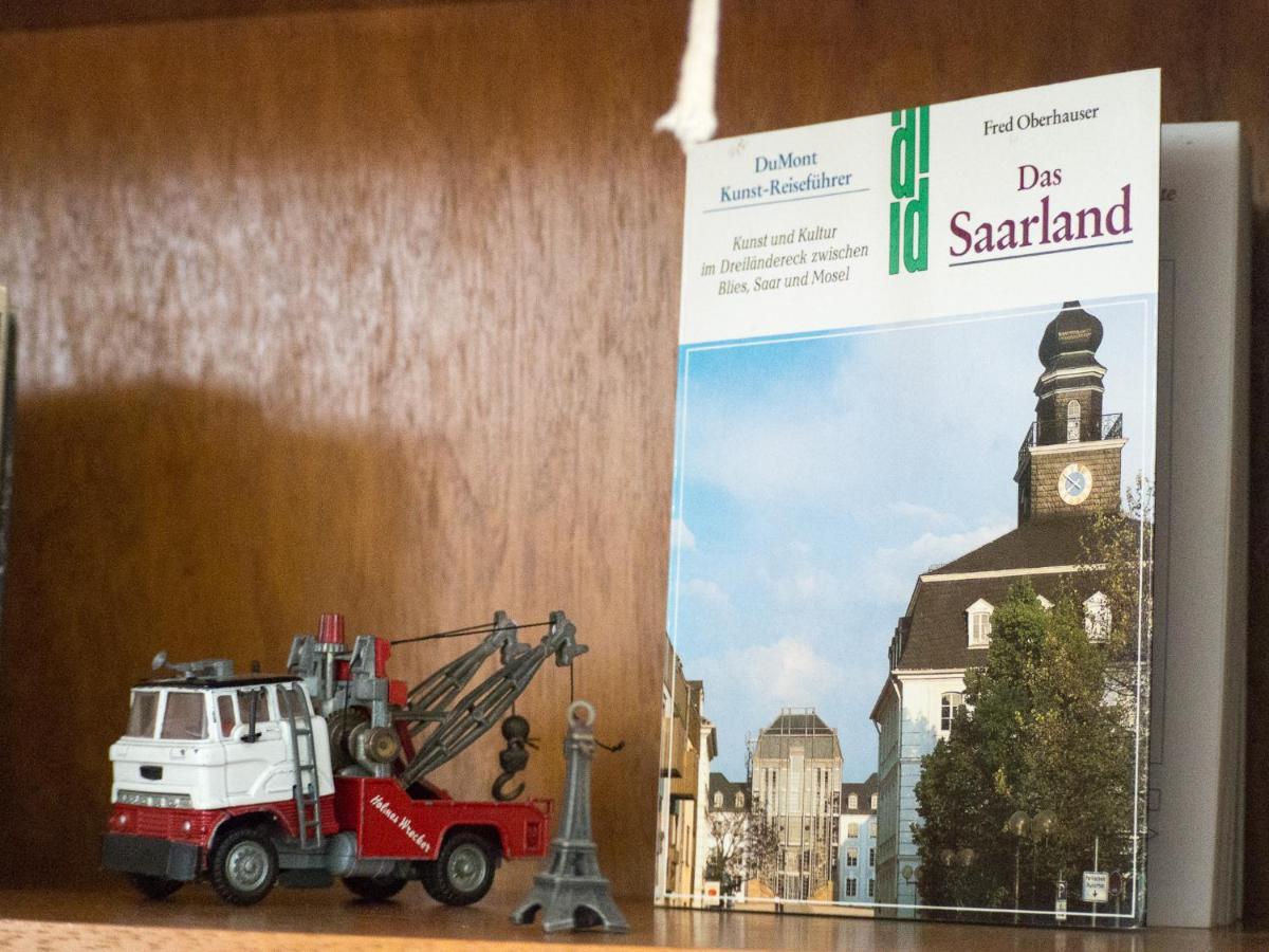 Im Grunen Am Stadtrand Saarbrücken Buitenkant foto