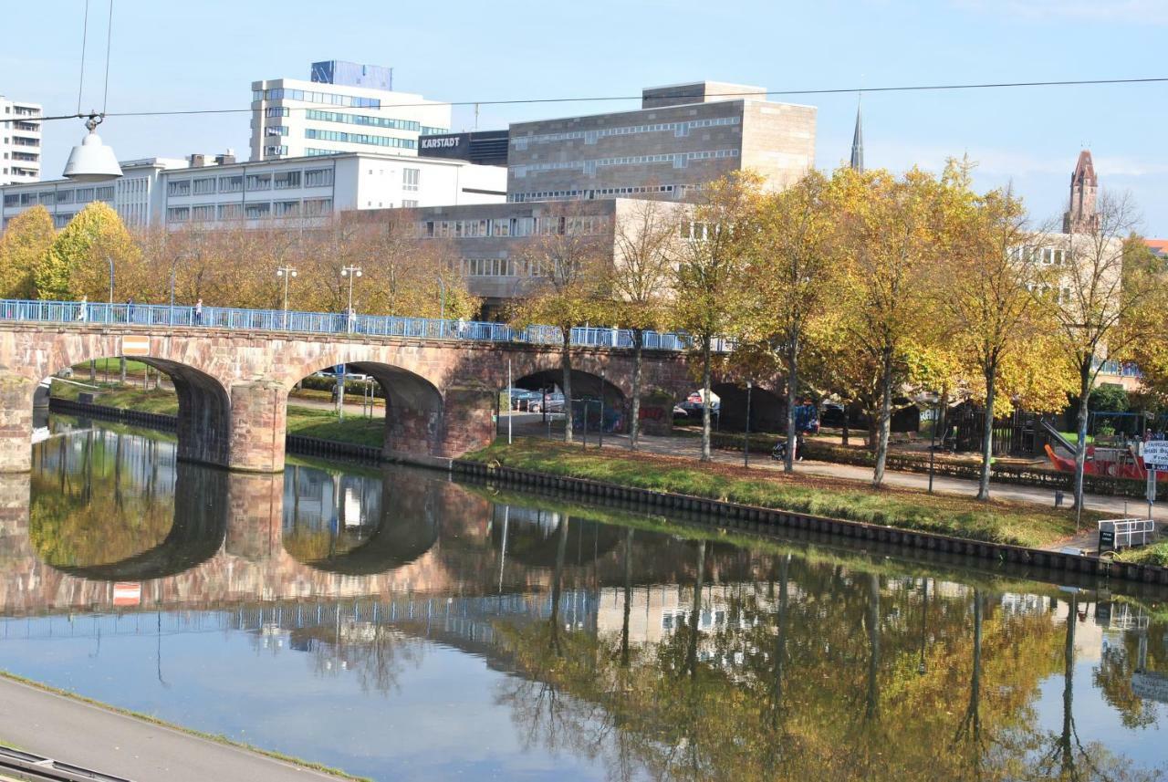Im Grunen Am Stadtrand Saarbrücken Buitenkant foto